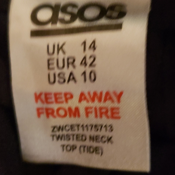 ASOS Black Twisted Neck Halter - Picture 5 of 6